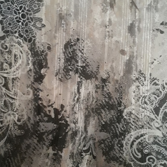 Skirt - Picture 3 of 4